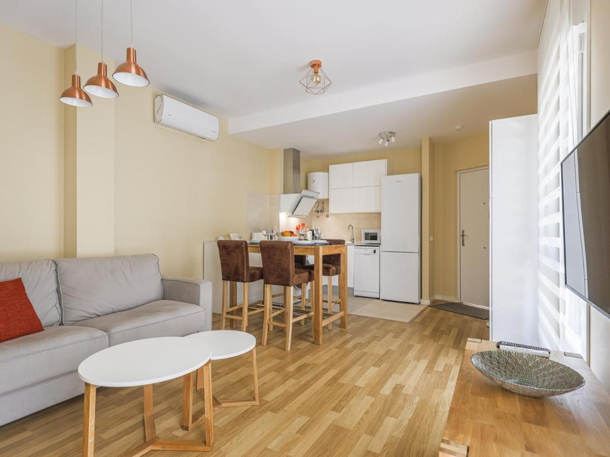 Apartamento 1 Habitacion Plaza San Julian Centro إشبيلية المظهر الخارجي الصورة